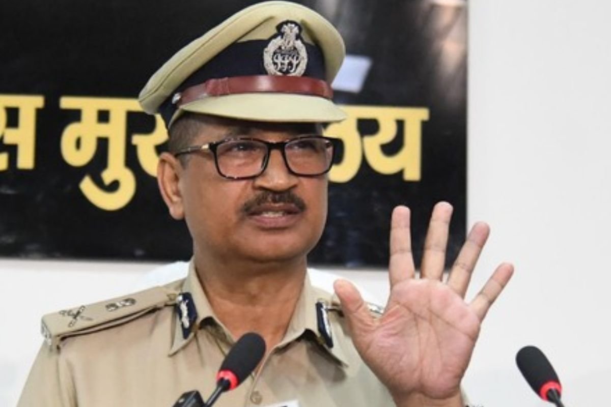 अपराधियों पर सख्त बिहार पुलिस: डीजीपी विनय कुमार की दो-टूक चेतावनी, जनता के लिए हेल्पलाइन जारी