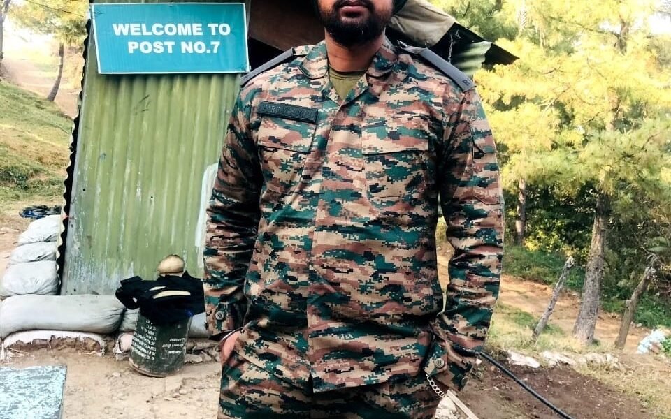 अनंतनाग में ड्यूटी के दौरान नायब सूबेदार परगत सिंह शहीद, पूरे देश ने दी श्रद्धांजलि